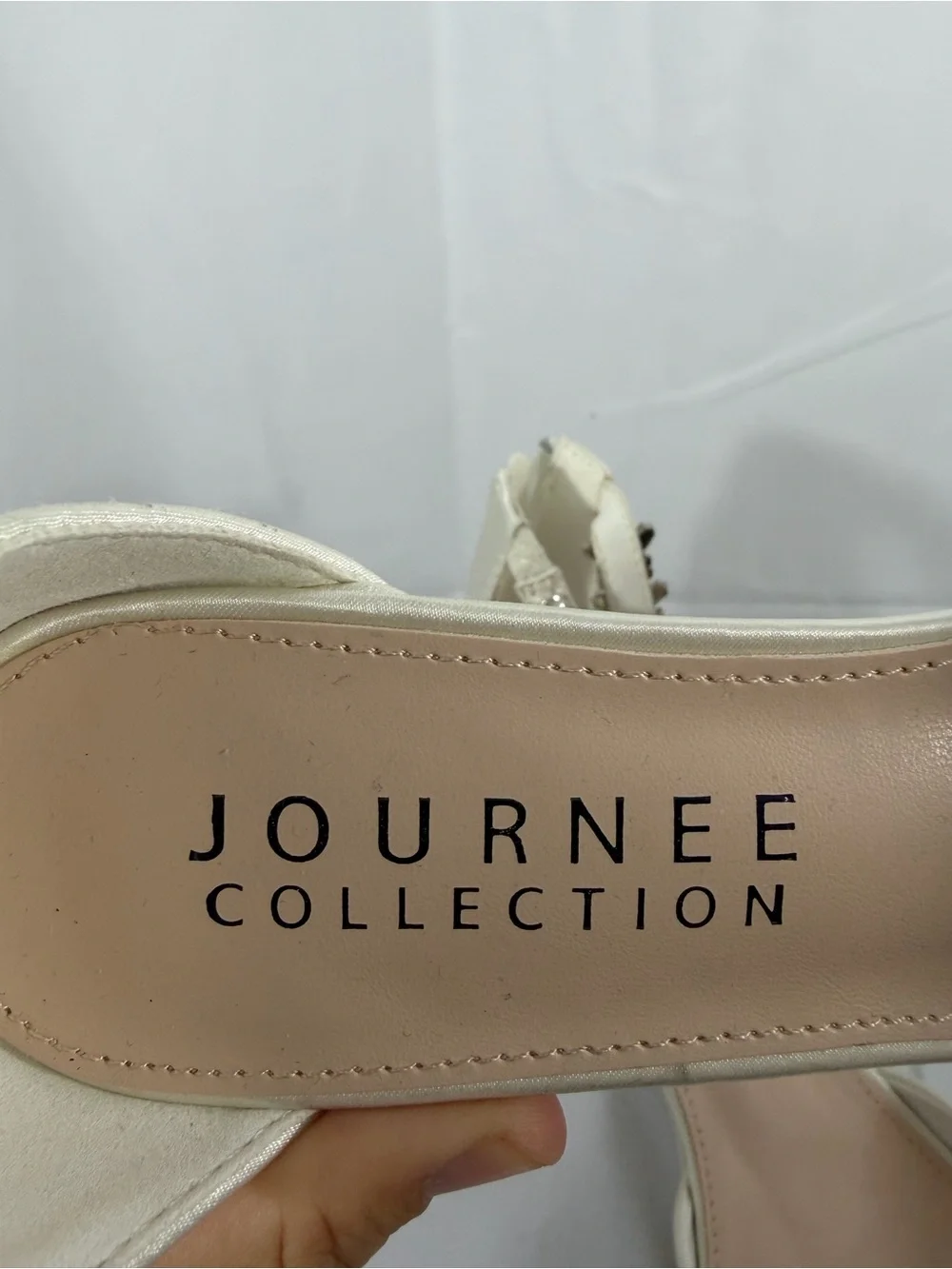 NWT Journee Women’s Size 8.5 Ivory Satin Open-Toe Bedazzled Wedge Sandals